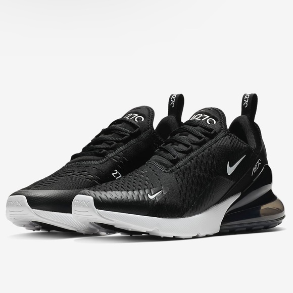 Nike Shoes - Nike Air Max 270
